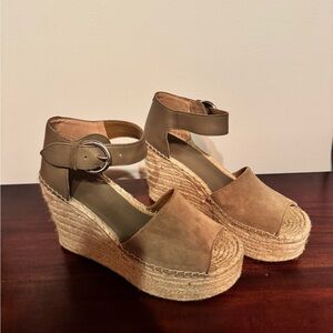 Marc Fisher Brown/Green Wedge Sandals